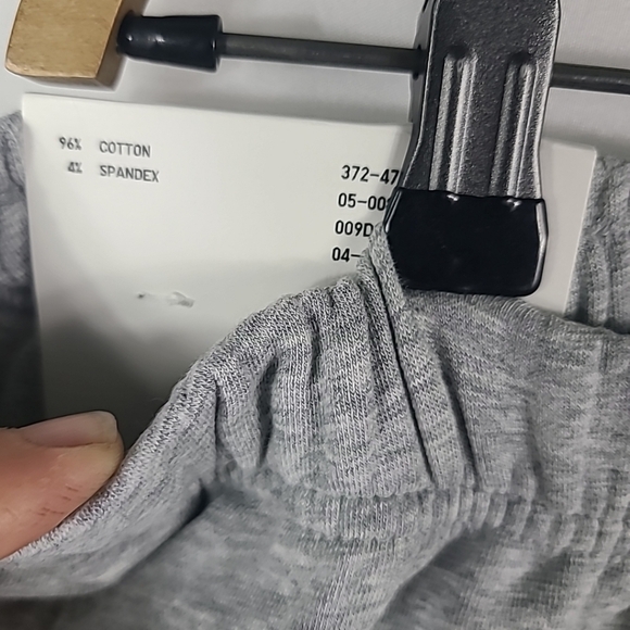 NWT Uniqlo Men's Extra Stretch Sweat Shorts Gray 8" Size 3XL - Picture 4 of 6